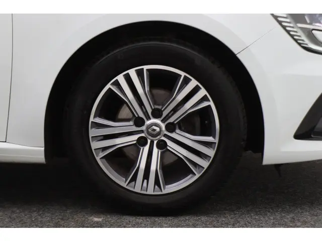 Renault Mégane Estate 1.3 TCe Intens 2021 Benzine 24