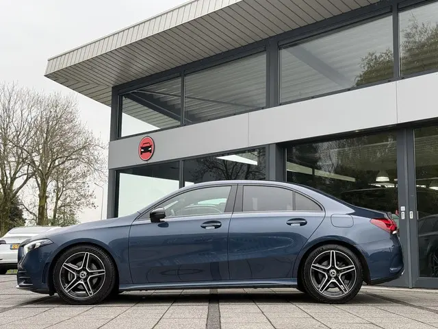 Mercedes-Benz A-Klasse 3