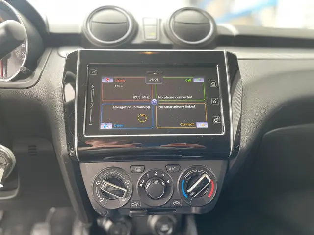 Suzuki Swift 1.2 Business Edition 2017 Benzine 13