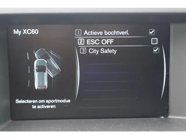 Volvo XC60 2.0 D3 FWD R-Design 2016 Diesel 28