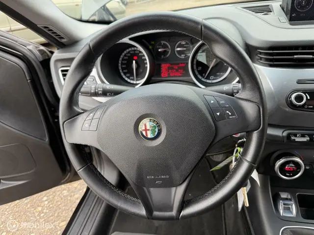 Alfa Romeo Giulietta 1.4 T Progression airco 2012 Benzine 15