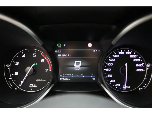 Alfa Romeo Stelvio 2.0 T AWD Sprint 2022 Benzine 4