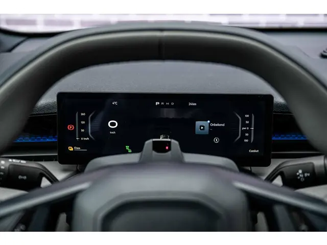 Lynk & Co 02 More 66 kWh 2026 Elektrisch 14