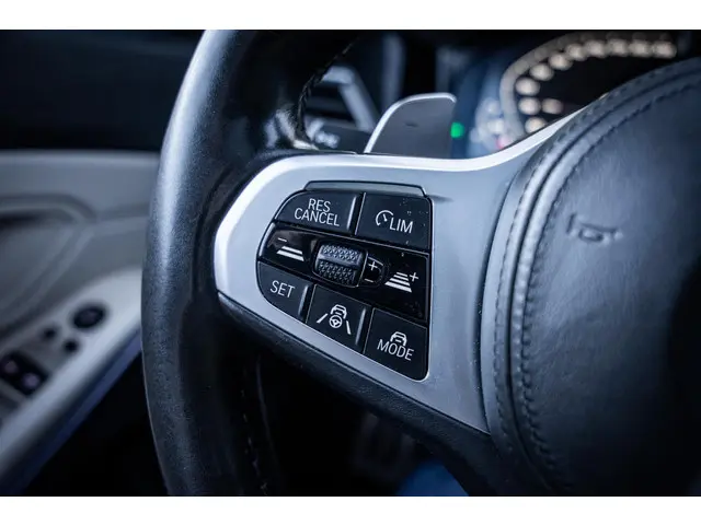 BMW 3 Serie 330i M-Sport 2019 Benzine 49