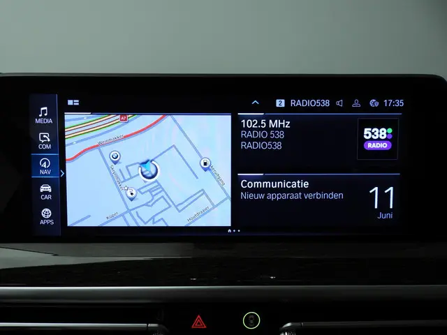 BMW X3 xDrive30e 2024 Hybride Benzine 32