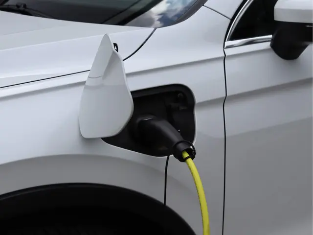 Volkswagen Tiguan Hybrid R-Line 2023 Hybride Benzine 9