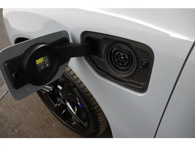 BMW X3 30e xDrive 2025 Hybride Benzine 34