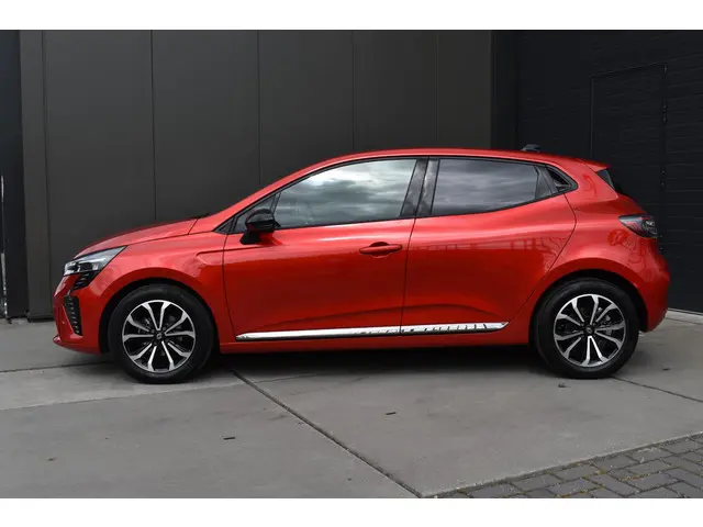 Renault Clio TCe 90 GPF techno 2024 Benzine 5