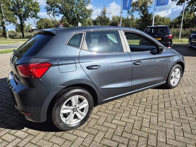 SEAT Ibiza 1.0 TSI Style Business Intense 2021 Benzine 4