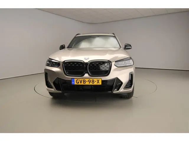 BMW iX3 Executive 80 kWh 2024 Elektrisch 5
