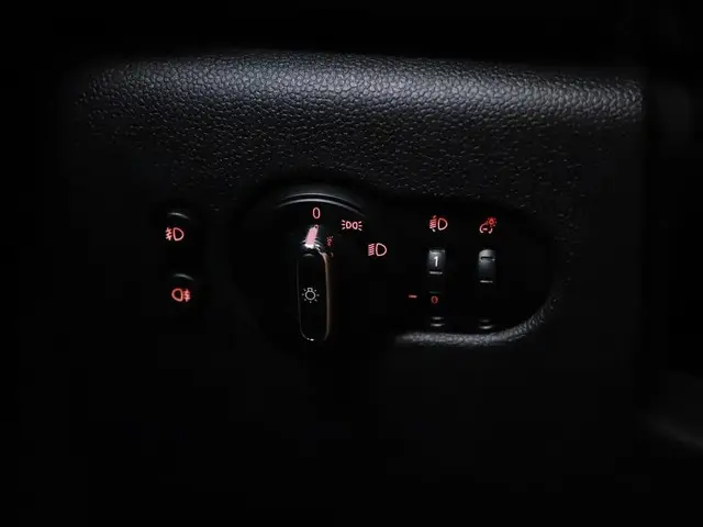 MINI One Mini 1.2 Salt Business | Pano | Navi 2017 Benzine 23