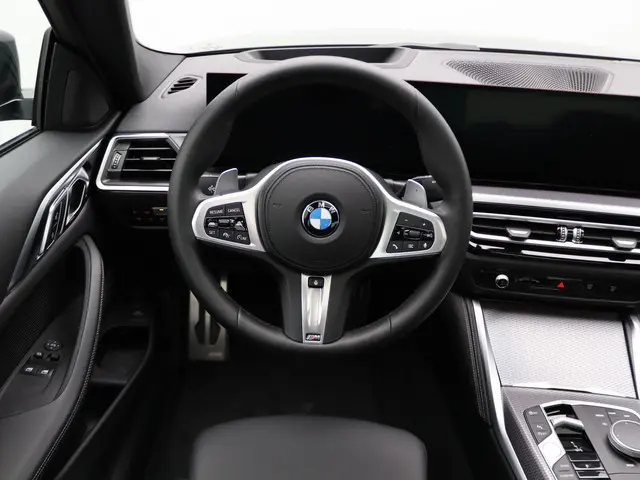 BMW 4 Serie Coupé 420i 2024 Benzine 23