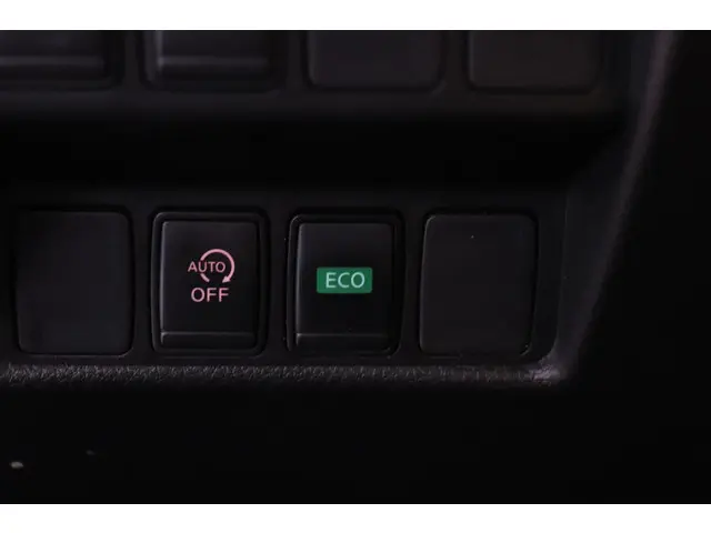 Nissan QASHQAI 1.3 DIG-T Tekna 2020 Benzine 30