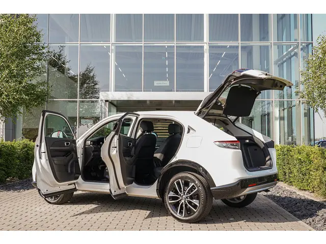 Honda HR-V 1.5i e:HEV ADVANCE 2024 Hybride Benzine 60