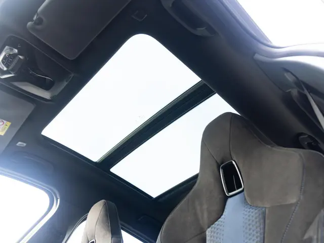 BMW 1 Serie M135i xDrive 2021 Benzine 37