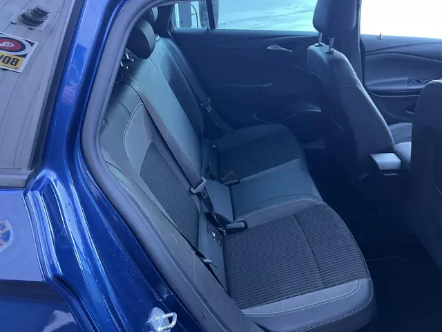 Opel Astra Sports Tourer 1.2 Design & Tech 2022 Benzine 6