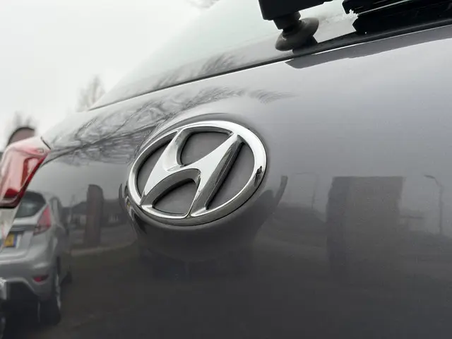 Hyundai i20 1.2 HP i-Motion Comfort 2015 Benzine 35