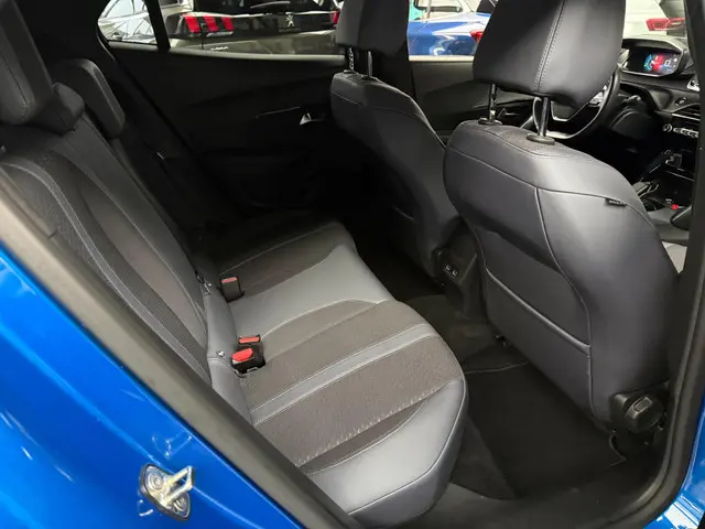 Peugeot e-2008 EV Allure 50 kWh 2020 Elektrisch 26