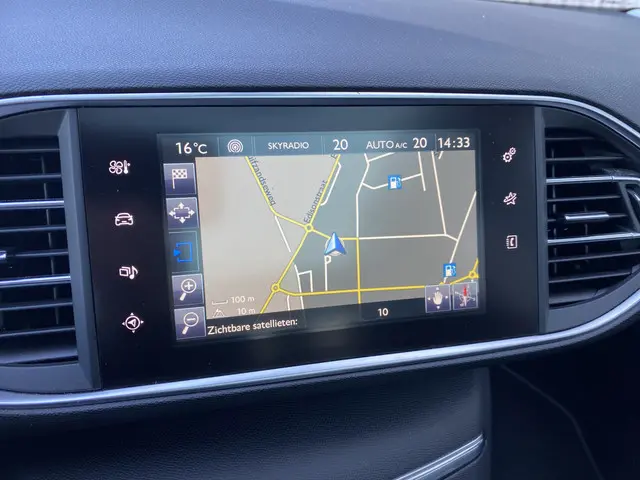 Peugeot 308 SW 1.2 e-THP Première 2014 Benzine 11