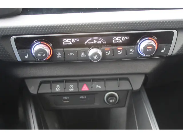 Audi A1 Sportback 30 TFSI Pro Line 2020 Benzine 21