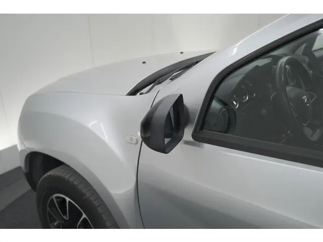 Dacia Duster TCe 120 4x2 Blackshadow 2017 Benzine 19