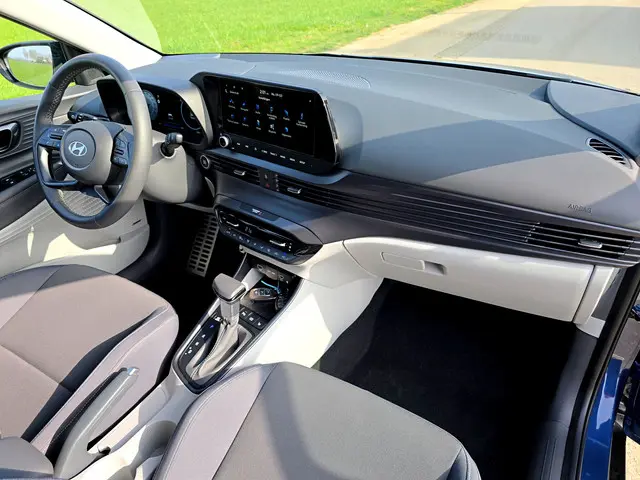 Hyundai Bayon 1.0 T-GDI Premium Sky 2025 Benzine 14