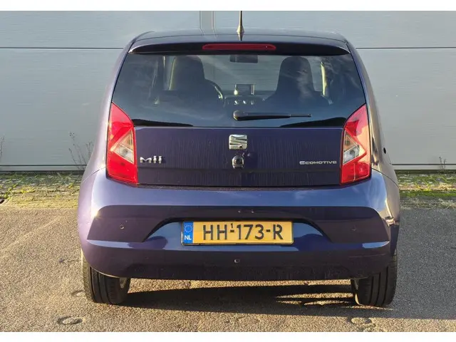 SEAT Mii 1.0 Sport Connect 2015 Benzine 6
