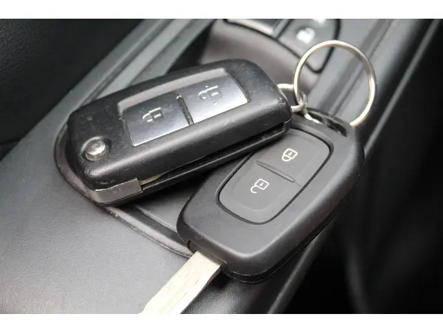 Nissan Micra 0.9 IG-T Visia+ 2017 Benzine 16