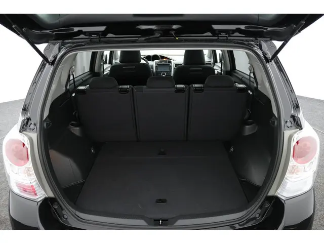 Toyota Verso 1.8 VVT-i SkyView Edition 2018 Benzine 39