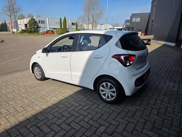 Hyundai i10 1.0i Comfort 2017 Benzine 4