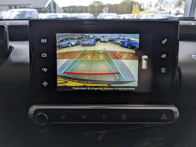 Citroën C4 Cactus 1.2 PureTech Business 2015 Benzine 20