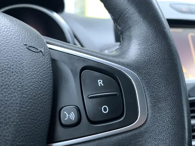 Renault Clio 0.9 TCe Limited 2016 Benzine 19