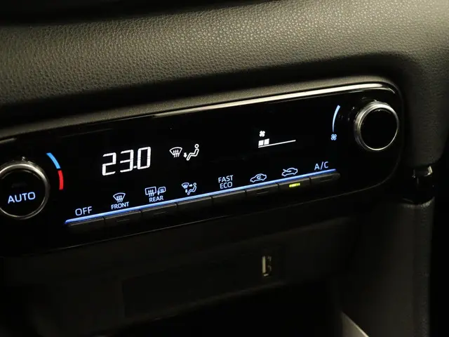 Toyota Yaris 1.5 Hybrid Active 2023 Hybride Benzine 28