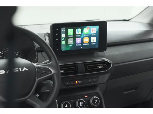 Dacia Sandero Stepway TCe 90 Extreme 2024 Benzine 3