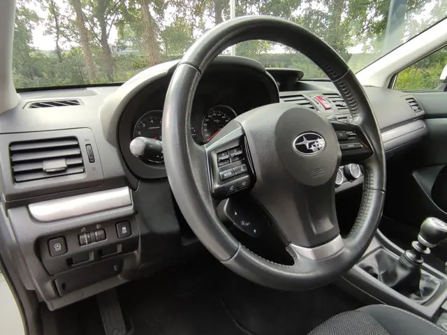 Subaru XV 2.0i Luxury AWD 2013 Benzine 11