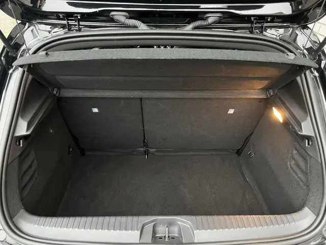 Renault Clio 1.0 TCe Intens 2020 Benzine 9