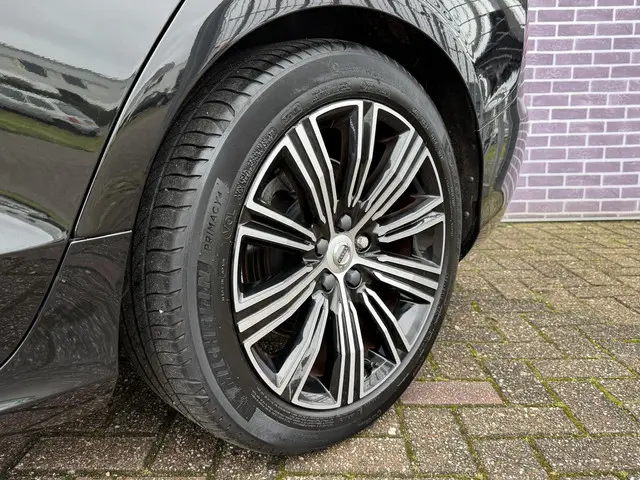 Volvo S60 2.0 B4 Inscription 2021 Benzine 3