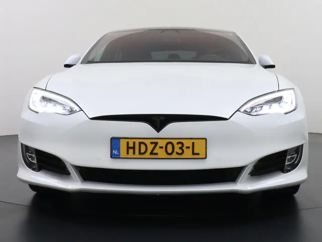 Tesla Model S Long Range RAVEN 2020 Elektrisch 3