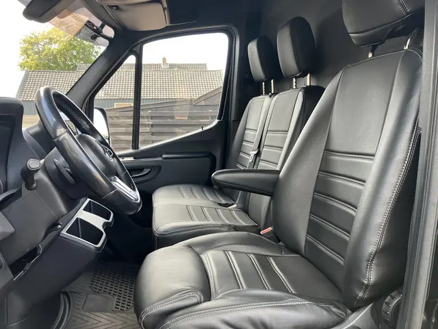 Mercedes-Benz Sprinter 319 3.0 CDI L2H2 2019 Diesel 17