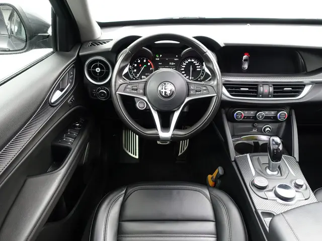 Alfa Romeo Stelvio 2.0 T AWD Veloce Aut- 2018 Benzine 6