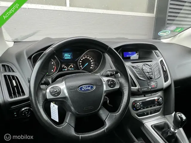 Ford Focus Wagon 1.0 EcoBoost Trend 2012 Benzine 8