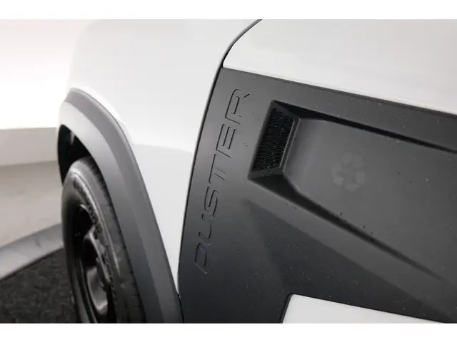 Dacia Duster 1.0 TCe 100 ECO-G Essential 2024 LPG/Gas 27