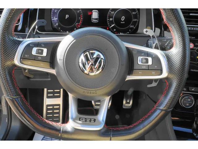 Volkswagen Golf 2.0 TSI GTI TCR PANO 2019 Benzine 6