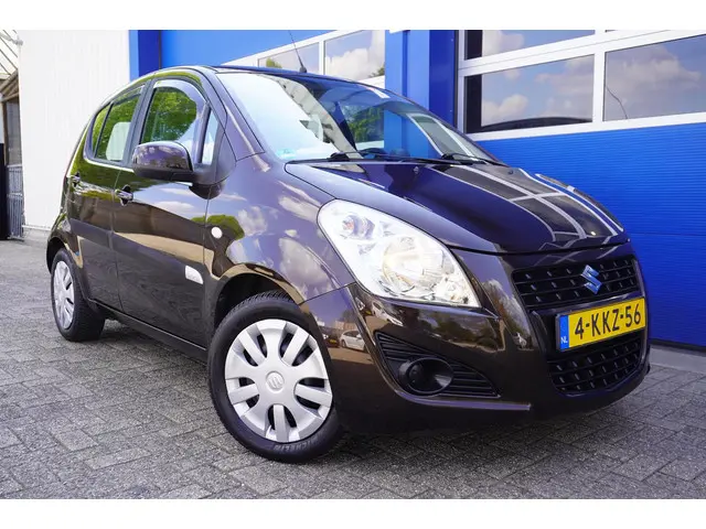 Suzuki Splash 1.0 VVT Comfort 2013 Benzine 3