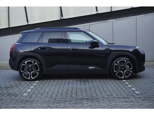 MINI Aceman SE 2026 Elektrisch 4