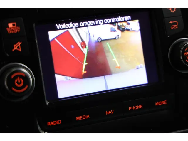 Peugeot Boxer 2.2 BlueHDi 140PK L4H3 2022 Diesel 9