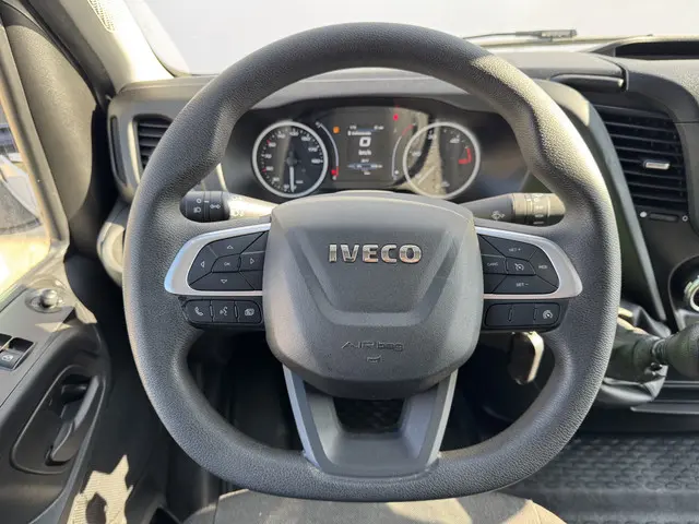 Iveco Daily 35S14 2022 Diesel 17