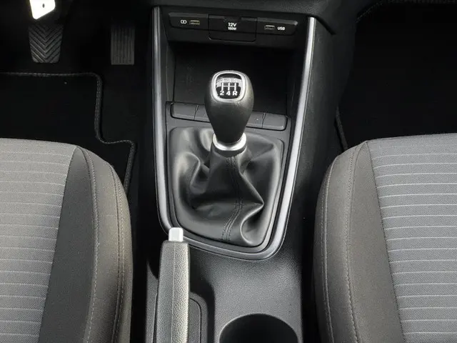 Hyundai i20 1.2 MPI Comfort 2024 Benzine 20