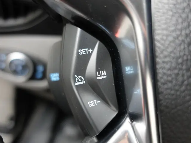 Ford Transit Connect 1.5 EcoBlue L2 Trend 2023 Diesel 17