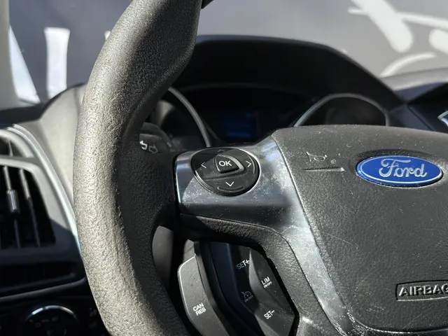 Ford Focus 1.0 EcoBoost Trend 2013 Benzine 14